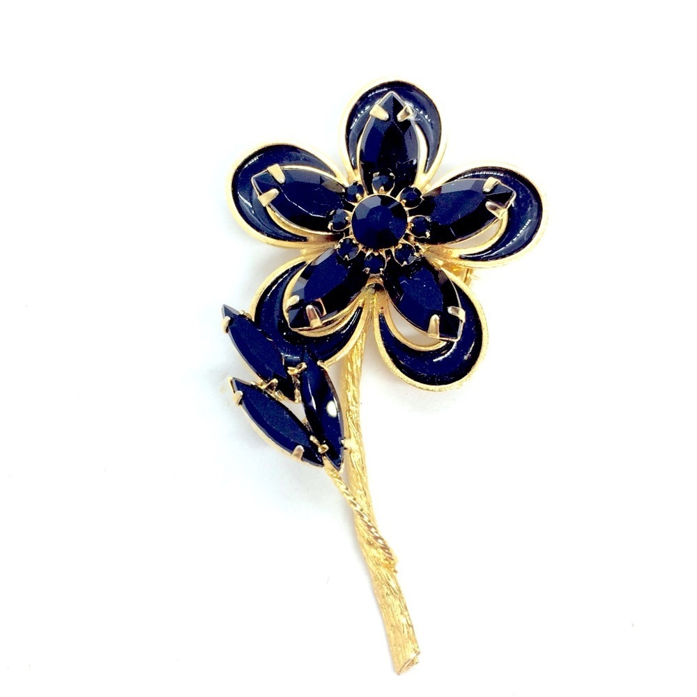 !!SOLD!! VINTAGE BLACK RHINESTONE FLOWER BROOCH PIN GOLD TONE - Picture 1 of 17